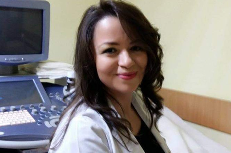 Dr. Ana-Maria Breban, Medic Specialist Obstetrica-Ginecologie: „Recomand Floral’aise pentru mentinerea sanatatii florei vaginale!”